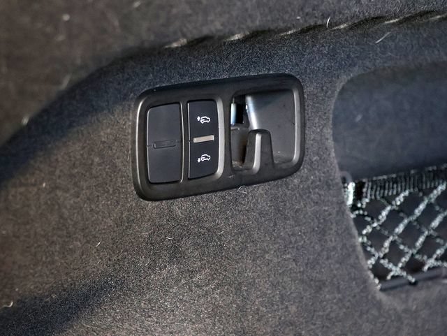 Used 2021 Audi Q8 Prestige w/ Prestige Package AWD/4WD image 33