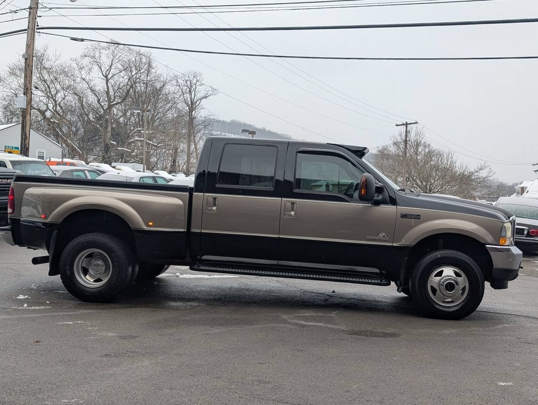 Used 2004 Ford F350 Lariat AWD/4WD image 13