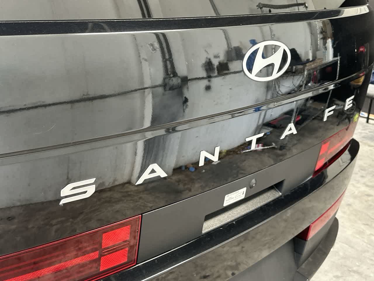 Used 2026 Hyundai Santa Fe SE FWD image 10