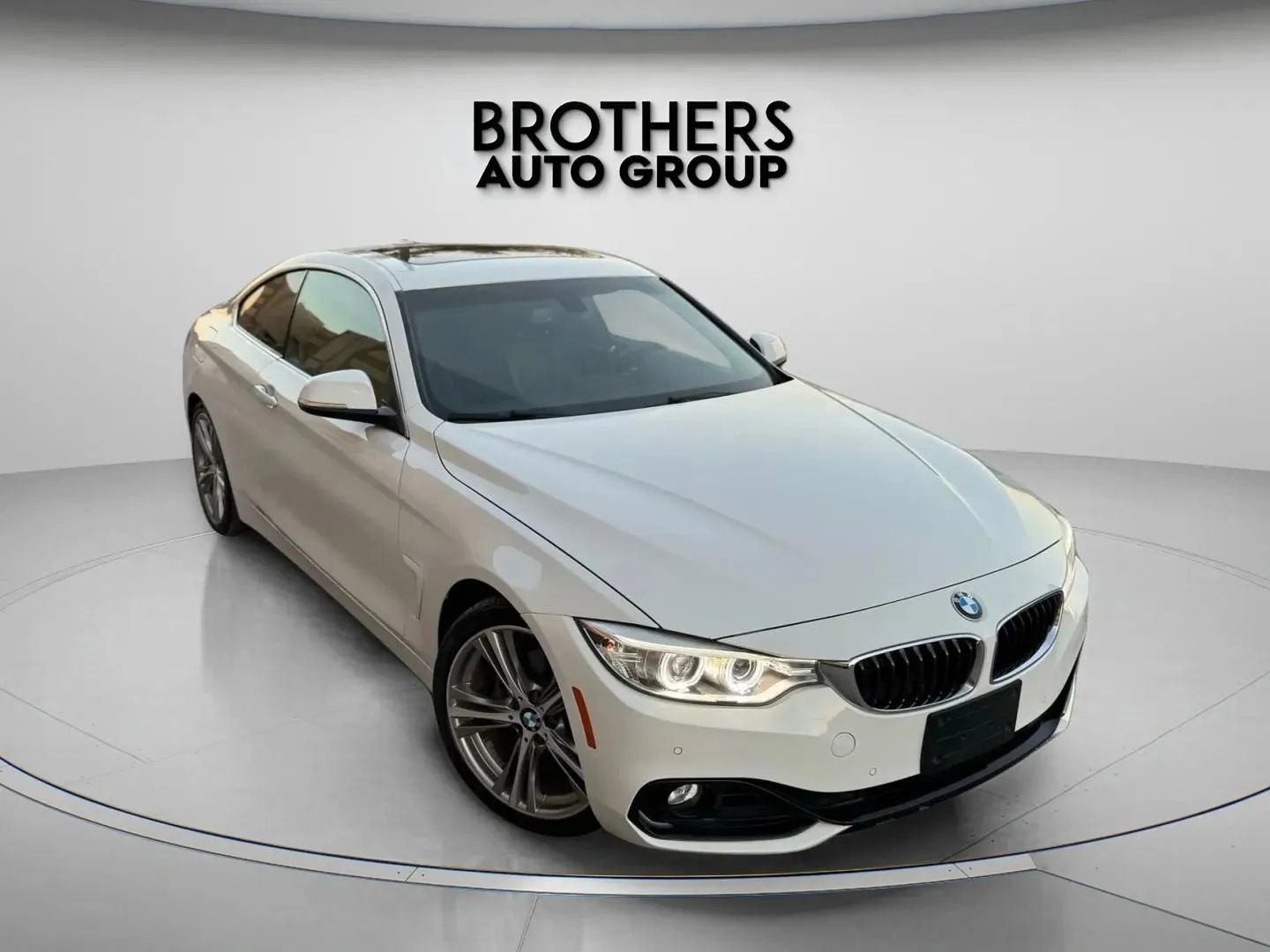 Used 2016 BMW 428i Coupe image 1