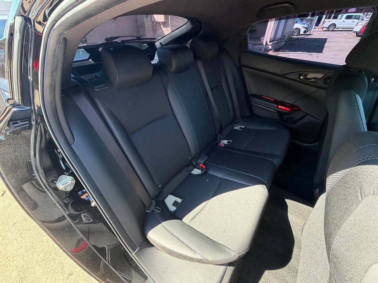 Used 2021 Honda Civic Sport image 9