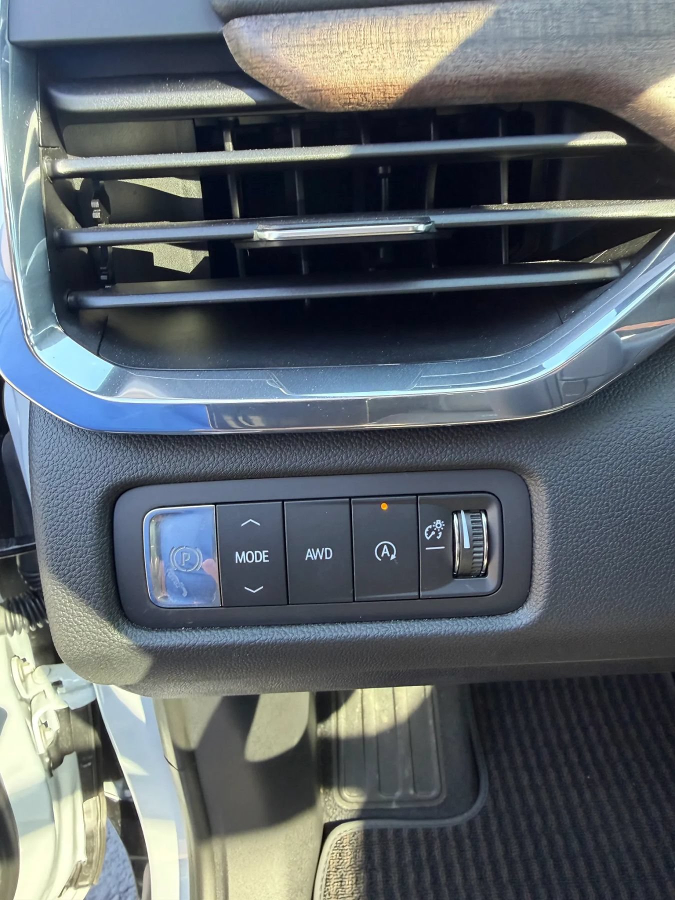 Used 2026 GMC Acadia Denali Ultimate AWD/4WD image 27