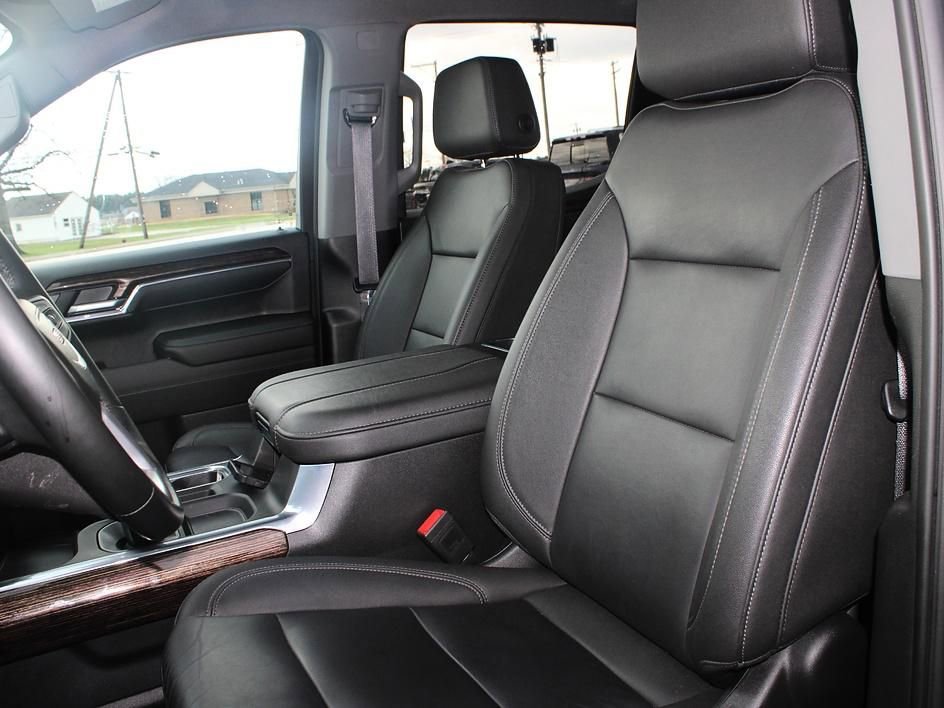 Used 2024 GMC Sierra 1500 Elevation w/ Elevation Premium Package image 23