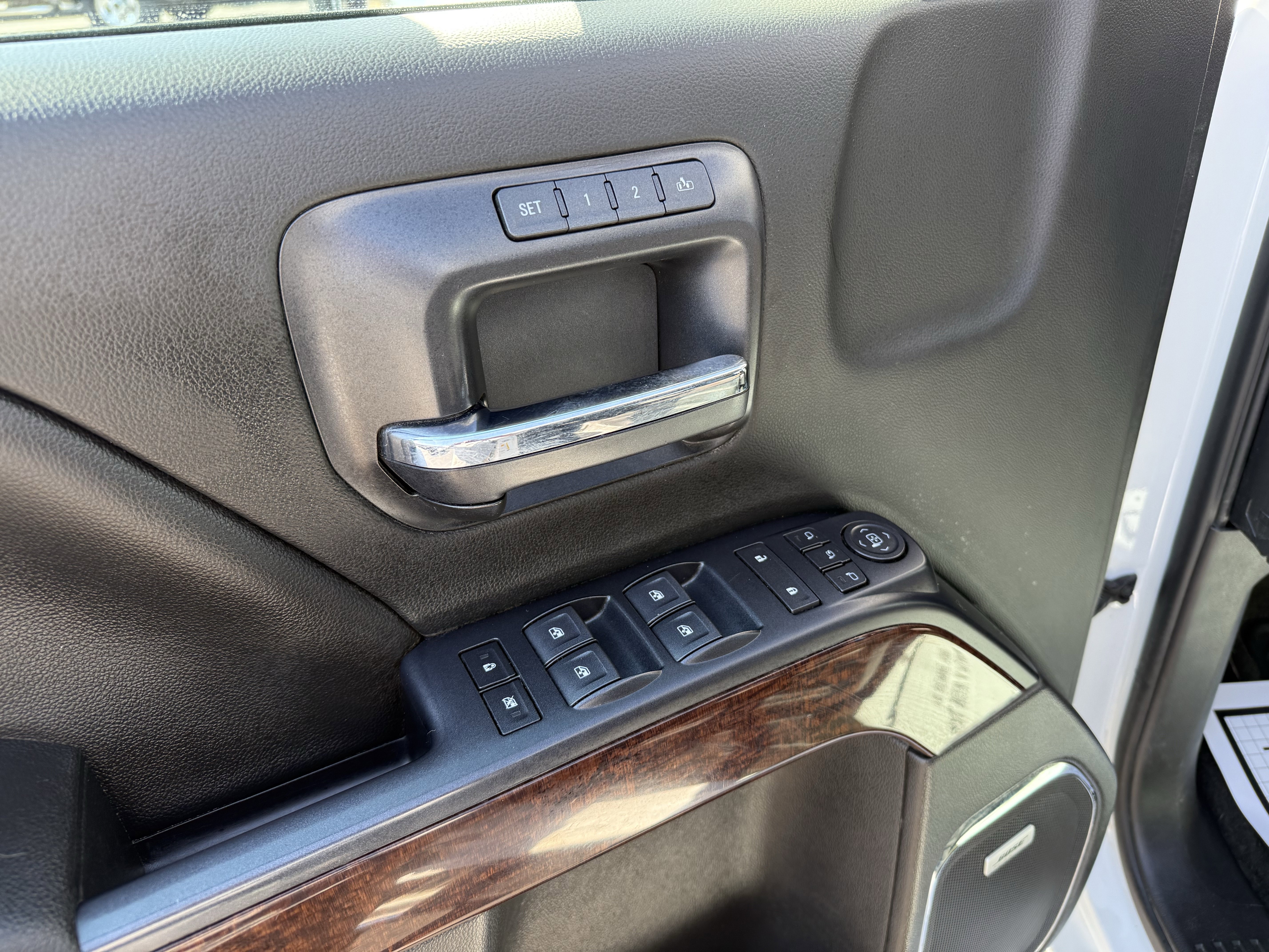 Used 2018 GMC Sierra 1500 SLT image 11