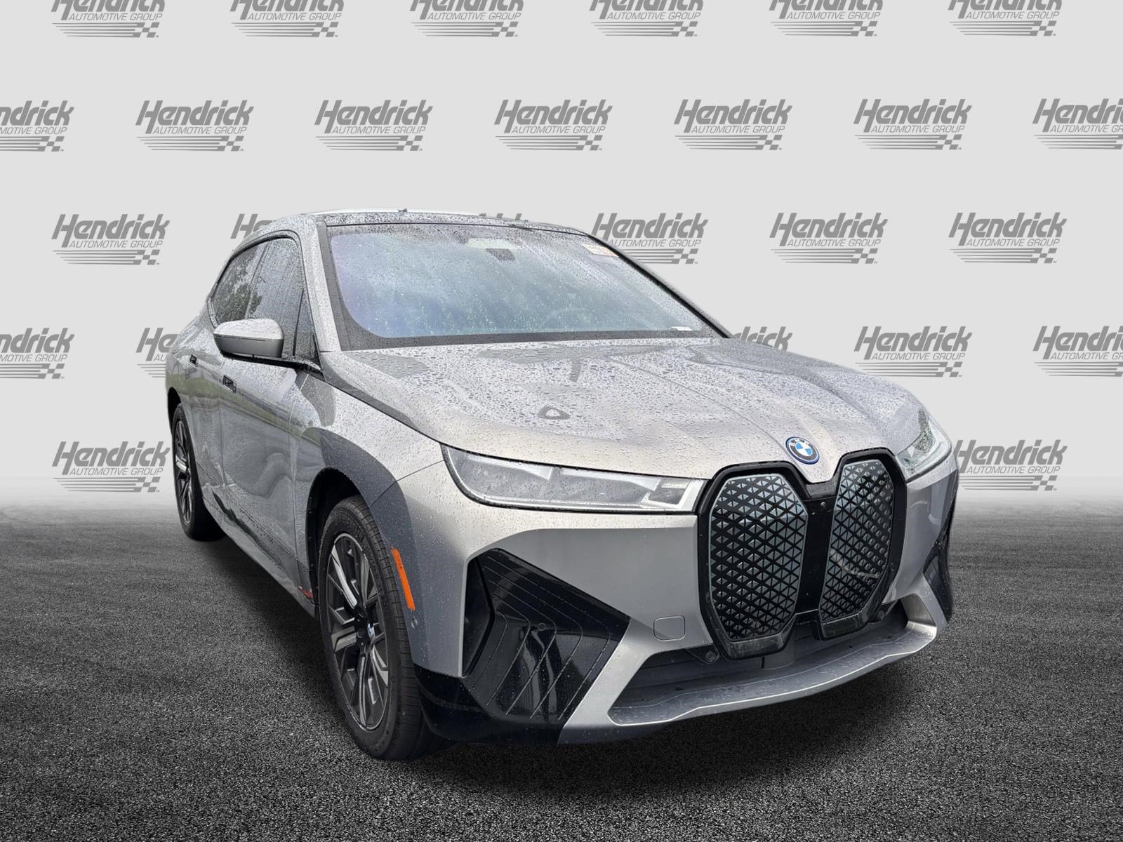 Certified 2024 BMW iX xDrive50 w/ Premium Package AWD/4WD image 2