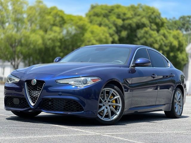 Used 2017 Alfa Romeo Giulia AWD image 1