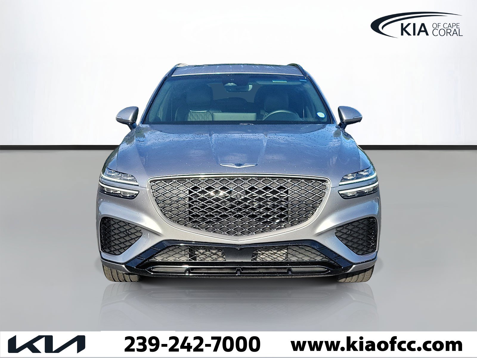 Used 2025 Genesis GV70 3.5T Sport w/ Sport Advanced Package AWD/4WD image 2
