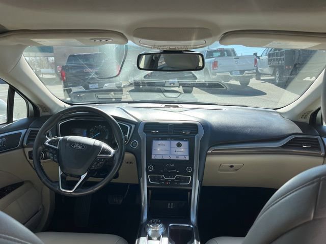 Used 2019 Ford Fusion SEL FWD image 40