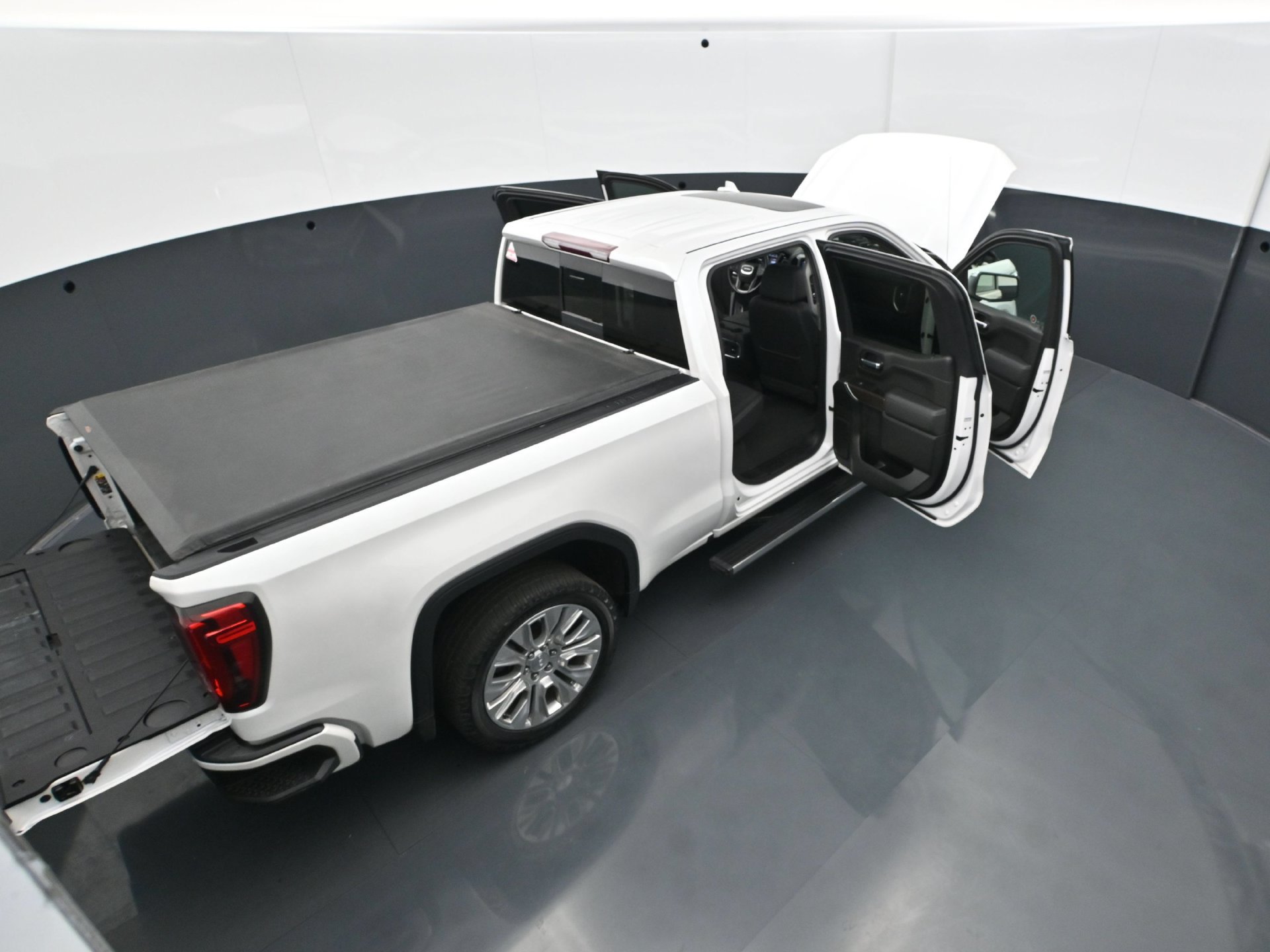 Used 2022 GMC Sierra 1500 Denali w/ Denali Premium Package AWD/4WD image 43