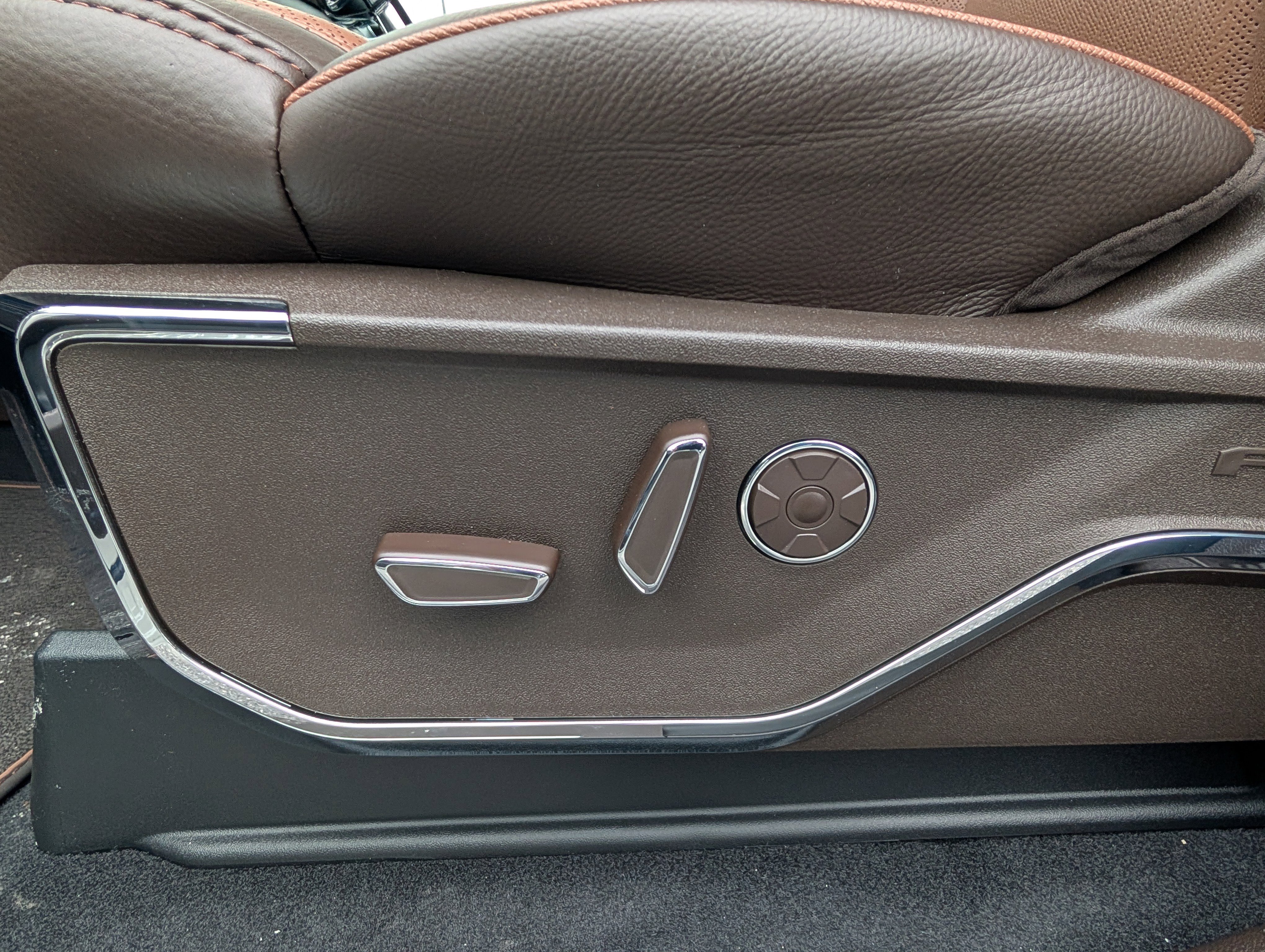 New 2026 Ford F150 King Ranch w/ Equipment Group 601A High image 21