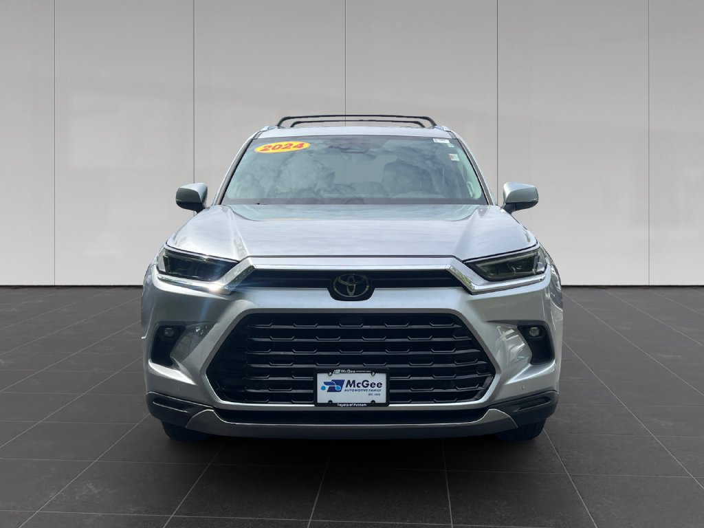 Used 2024 Toyota Grand Highlander AWD image 9