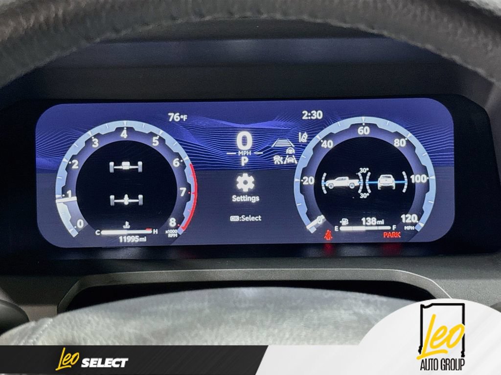 Used 2025 Toyota Tacoma TRD Sport AWD/4WD image 15