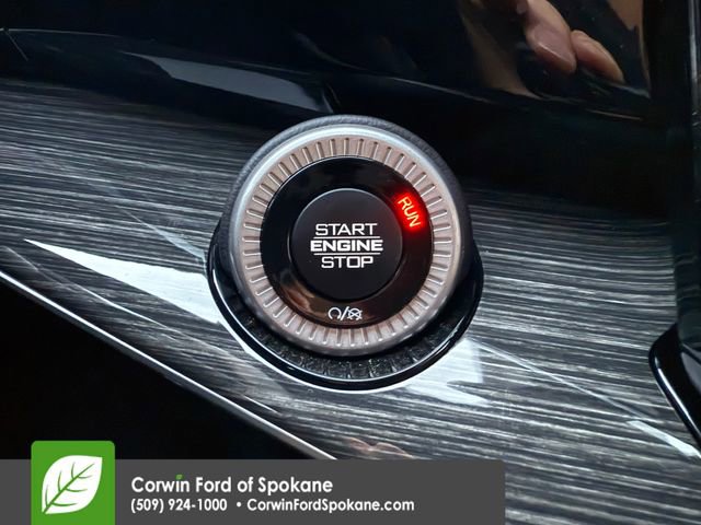 Used 2022 Jeep Wagoneer Series III w/ Flexible Seating Group image 29