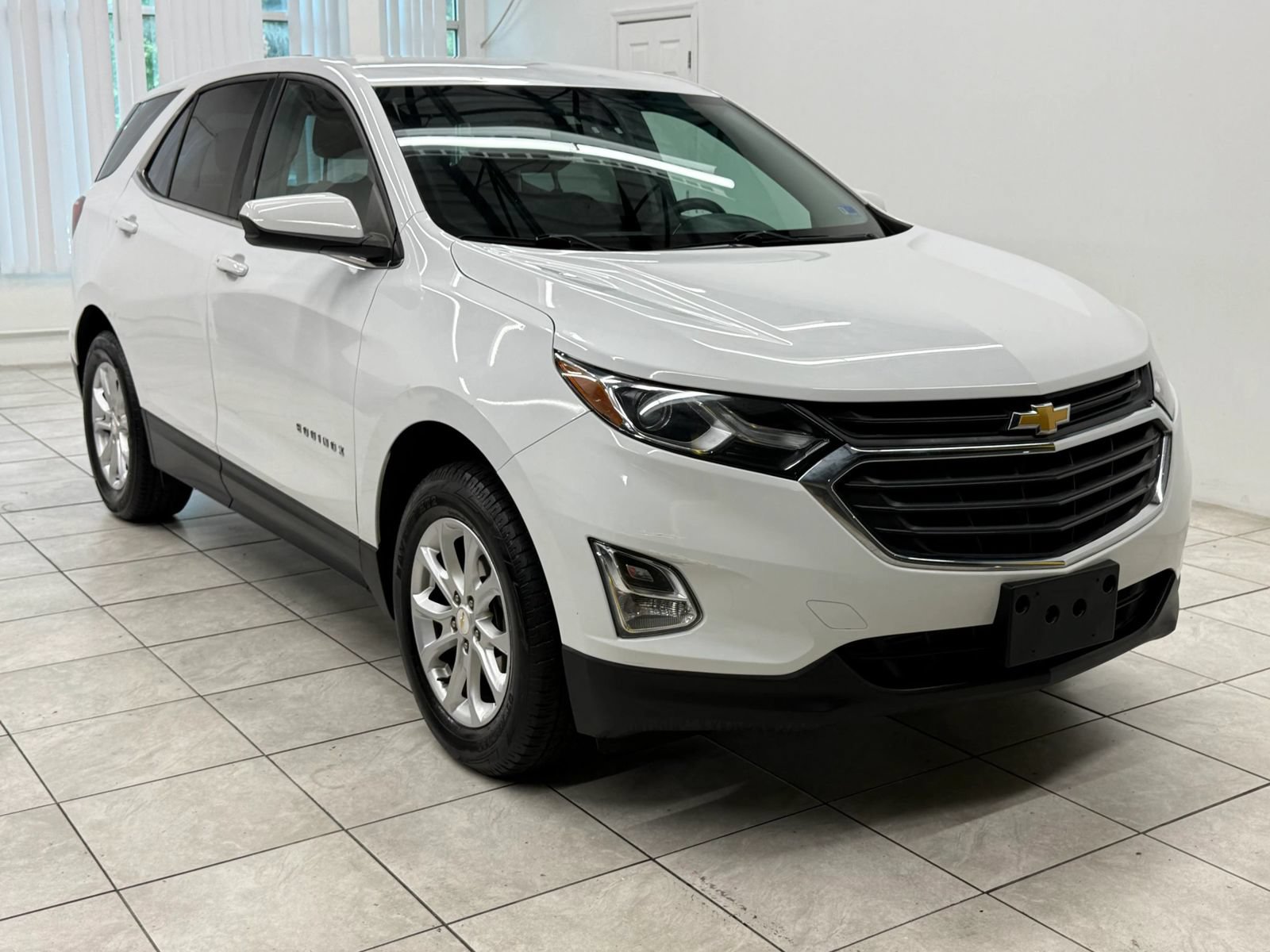 Used 2019 Chevrolet Equinox LT AWD/4WD image 1