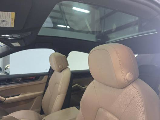 Certified 2024 Porsche Cayenne S AWD/4WD image 7