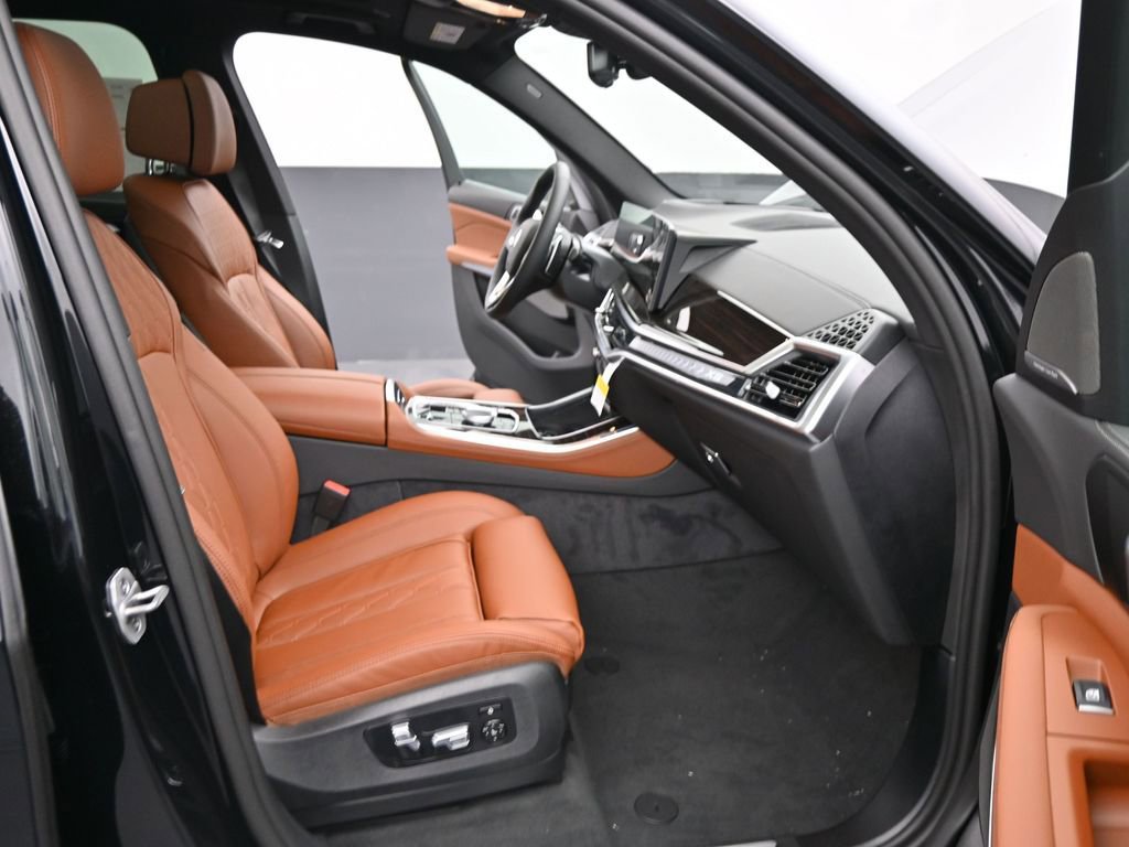 New 2026 BMW X5 xDrive50e w/ Premium Package AWD/4WD image 26