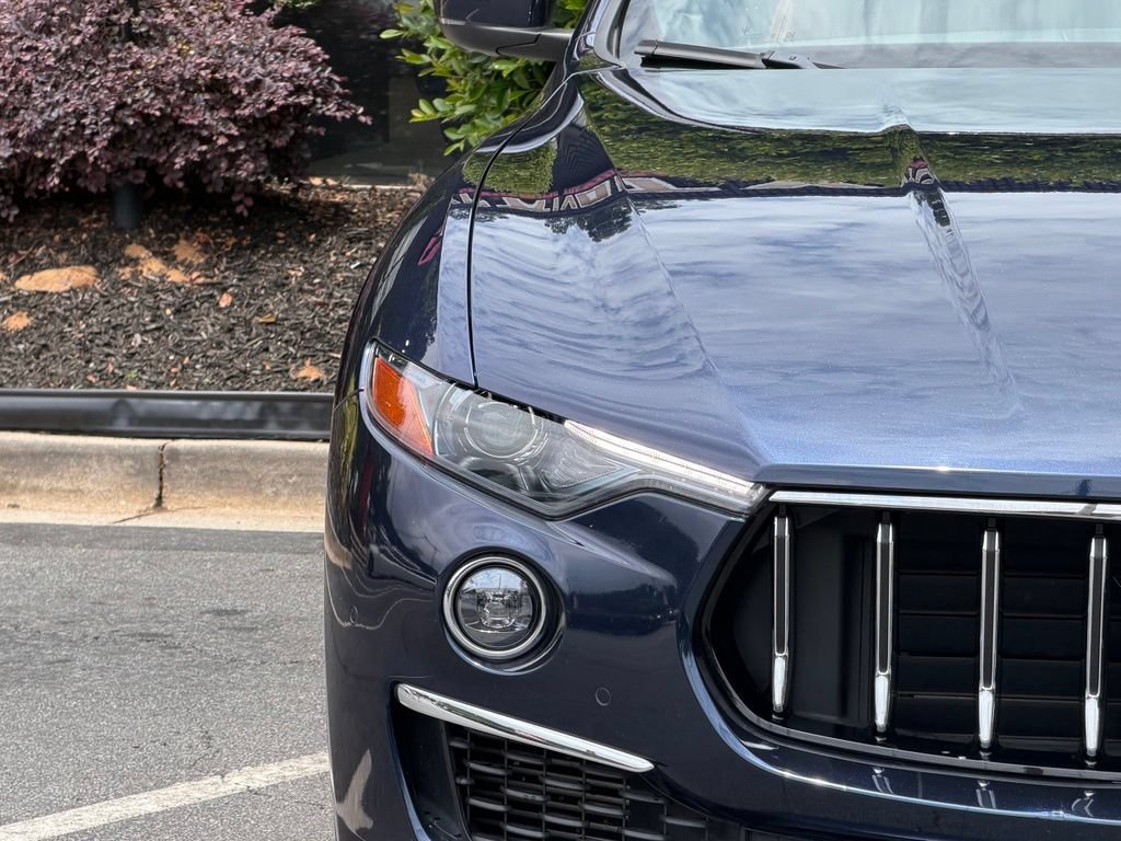 Used 2022 Maserati Levante GT AWD/4WD image 4