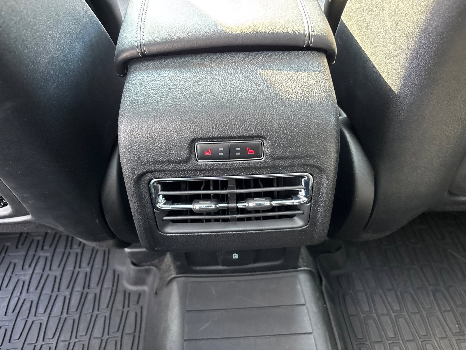 Certified 2022 Lincoln Corsair AWD w/ Premium Package image 33