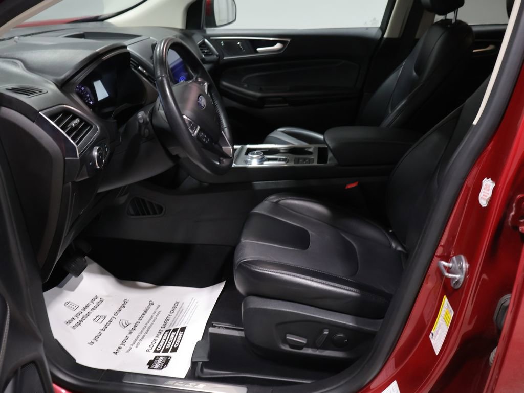 Used 2022 Ford Edge Titanium image 12