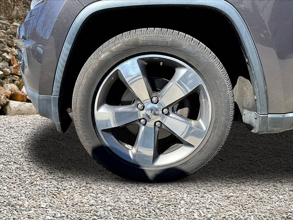 Used 2015 Jeep Grand Cherokee Limited image 9