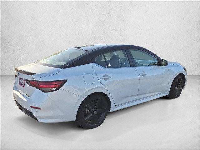Used 2022 Nissan Sentra SR w/ Midnight Edition FWD image 5