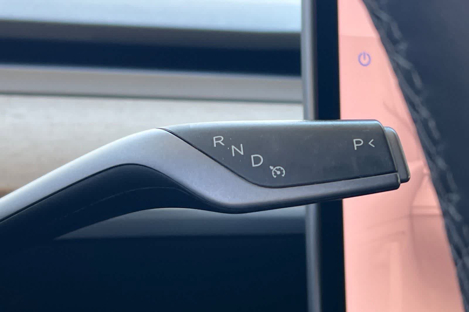 Used 2022 Tesla Model Y Performance AWD/4WD image 28