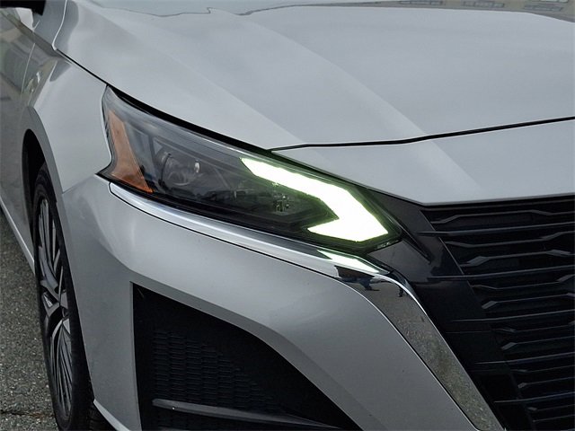 Used 2024 Nissan Altima 2.5 SV image 9