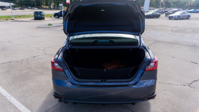 New 2026 Toyota Camry SE w/ Convenience Package FWD image 13