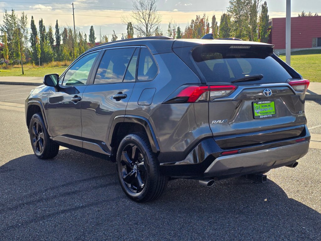 Used 2021 Toyota RAV4 XSE w/ XSE Grade Weather Package AWD/4WD image 3
