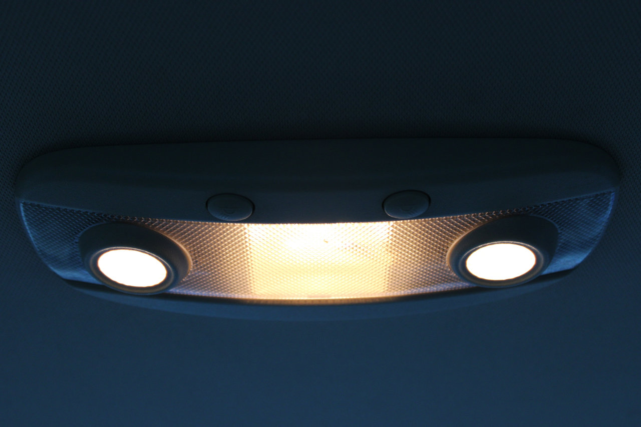 Used 2017 Ford Taurus SE image 38