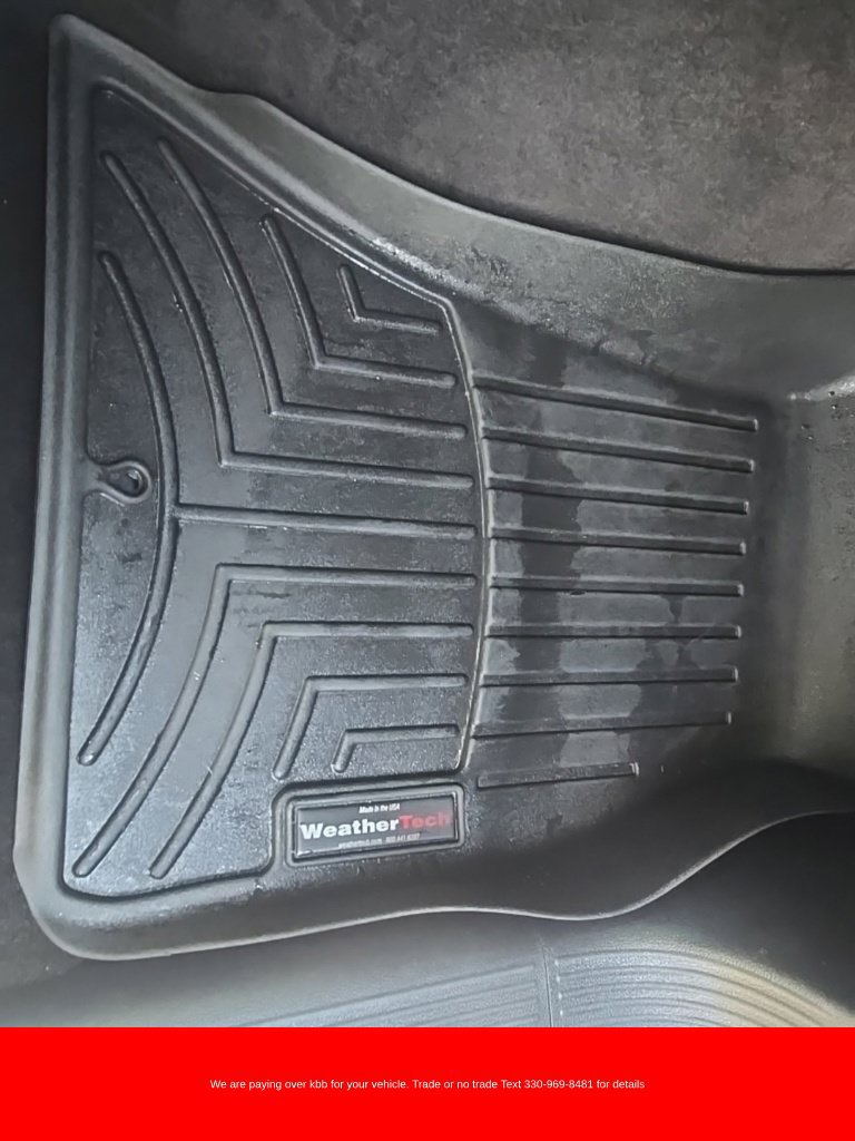 Used 2018 Dodge Challenger R/T Plus RWD image 28