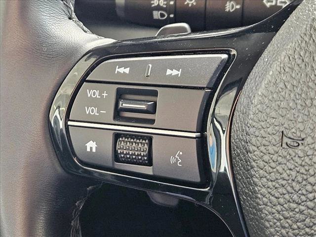 Used 2023 Honda Pilot Touring image 11