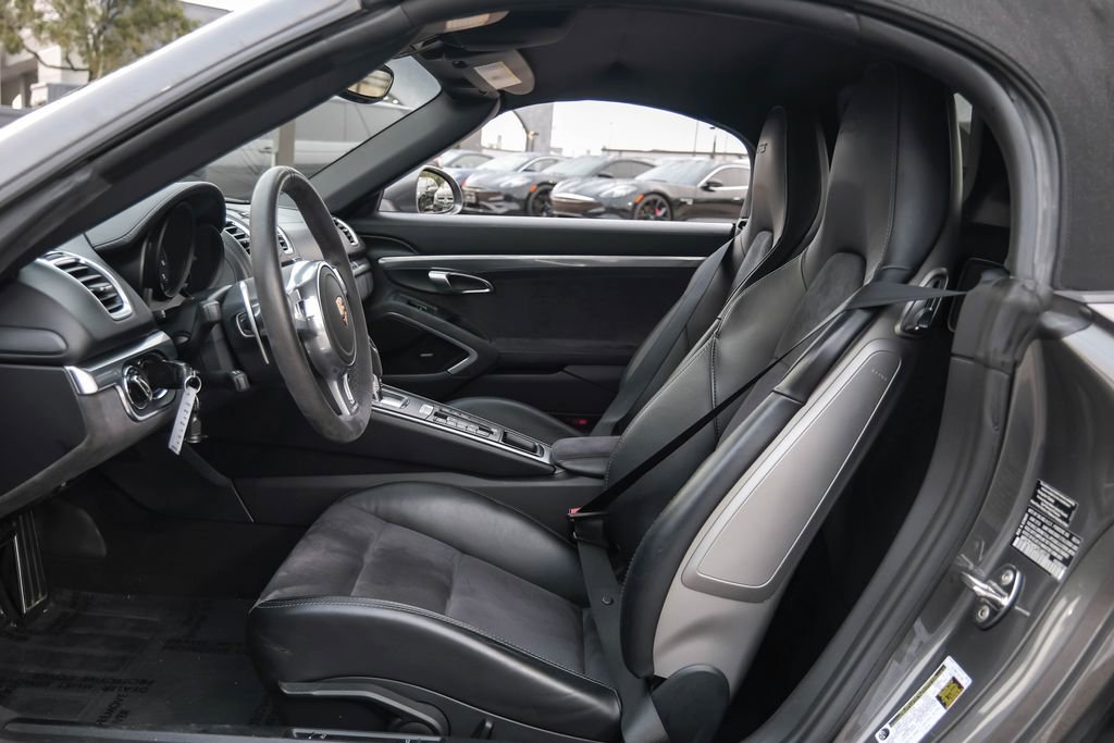 Used 2015 Porsche Boxster GTS image 37