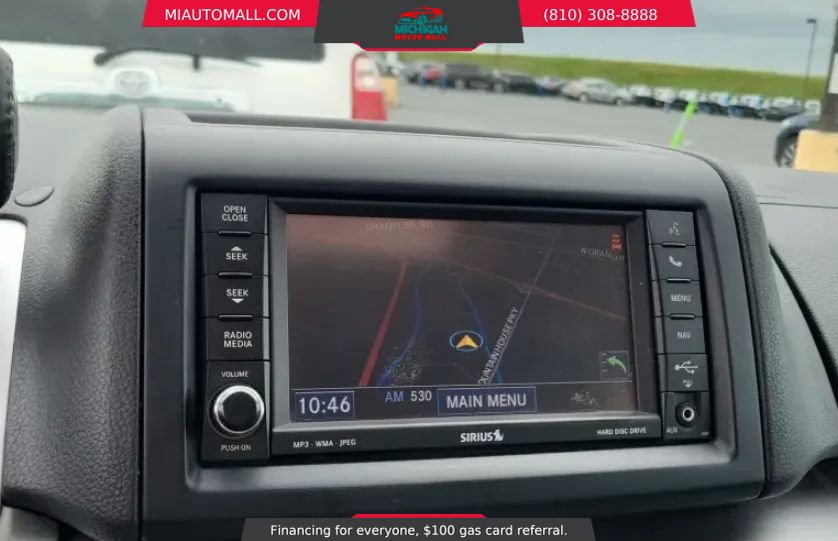 Used 2011 Volkswagen Routan SEL image 8