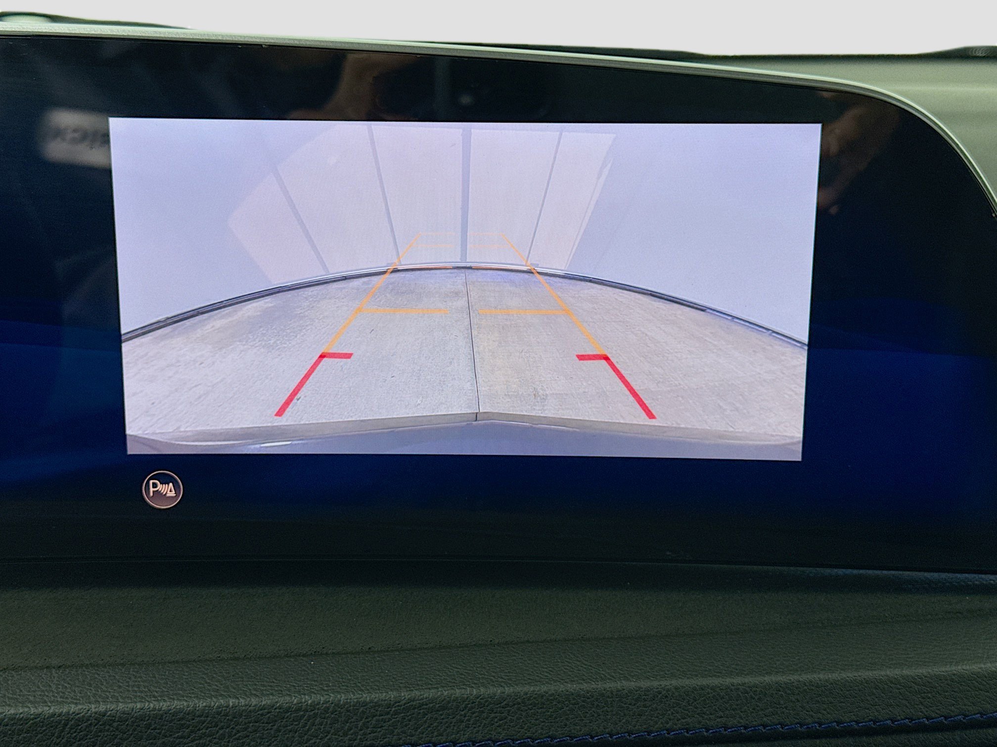 Used 2024 Cadillac XT4 Sport w/ Cold Weather Package image 14