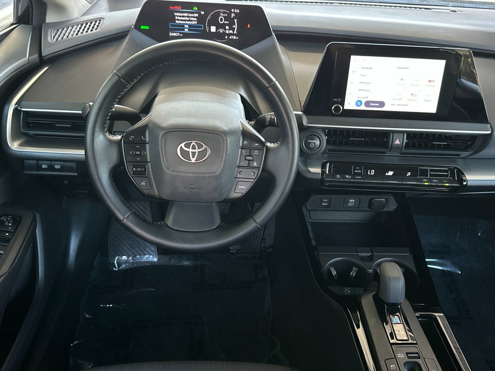 Used 2025 Toyota Prius LE FWD image 13