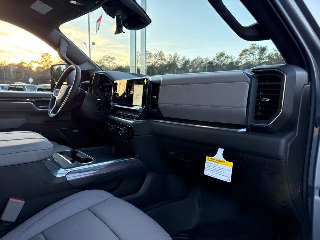New 2026 Chevrolet Silverado 2500 LTZ w/ LTZ Premium Package AWD/4WD image 12