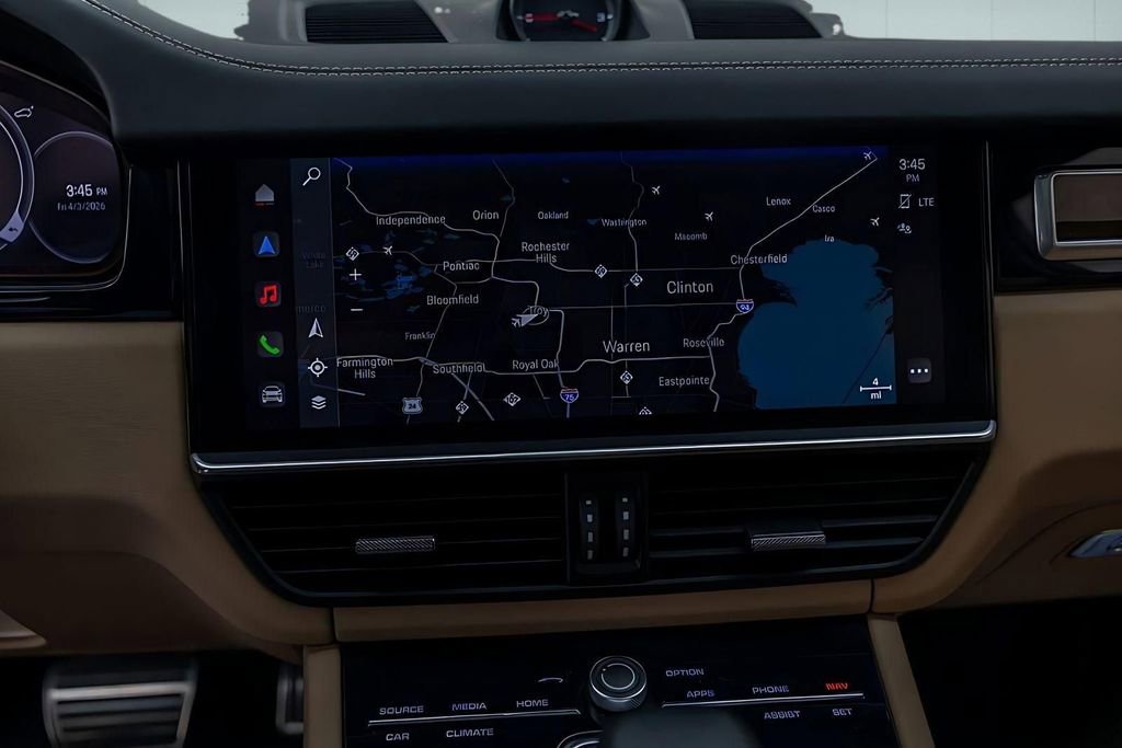 Used 2022 Porsche Cayenne Turbo image 37