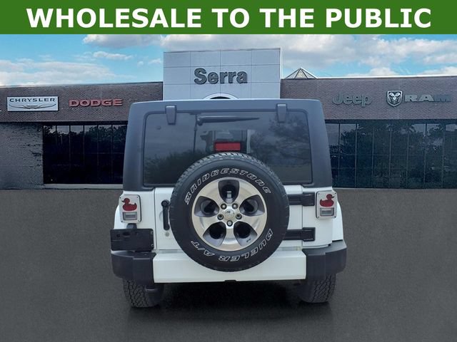 Used 2016 Jeep Wrangler Unlimited Sahara w/ Dual Top Group AWD/4WD image 5