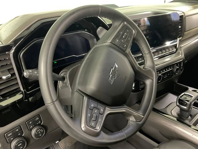Used 2024 Chevrolet Silverado 1500 ZR2 image 23