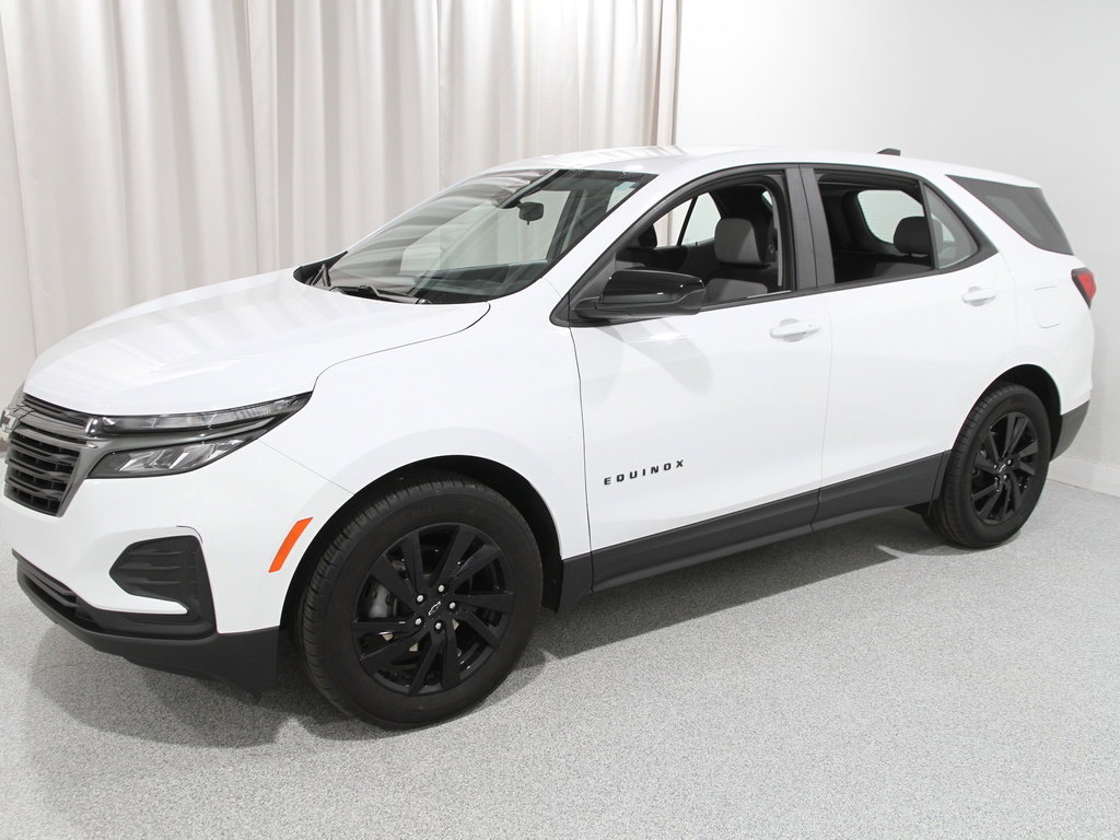 Certified 2024 Chevrolet Equinox LS w/ Sport Edition image 3