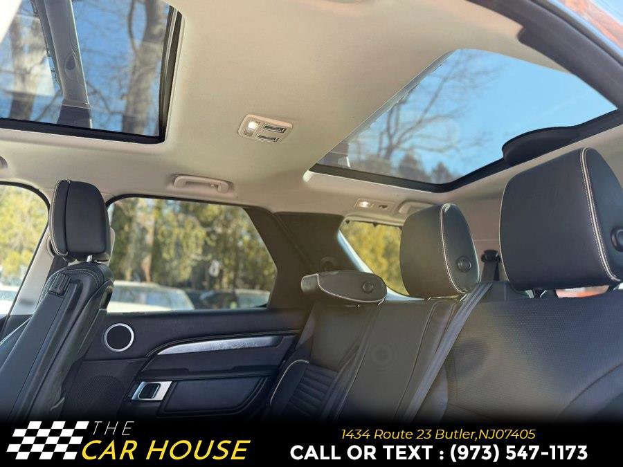 Used 2017 Land Rover Discovery First Edition image 17