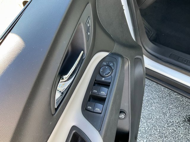 Used 2024 Chevrolet Equinox LT image 8