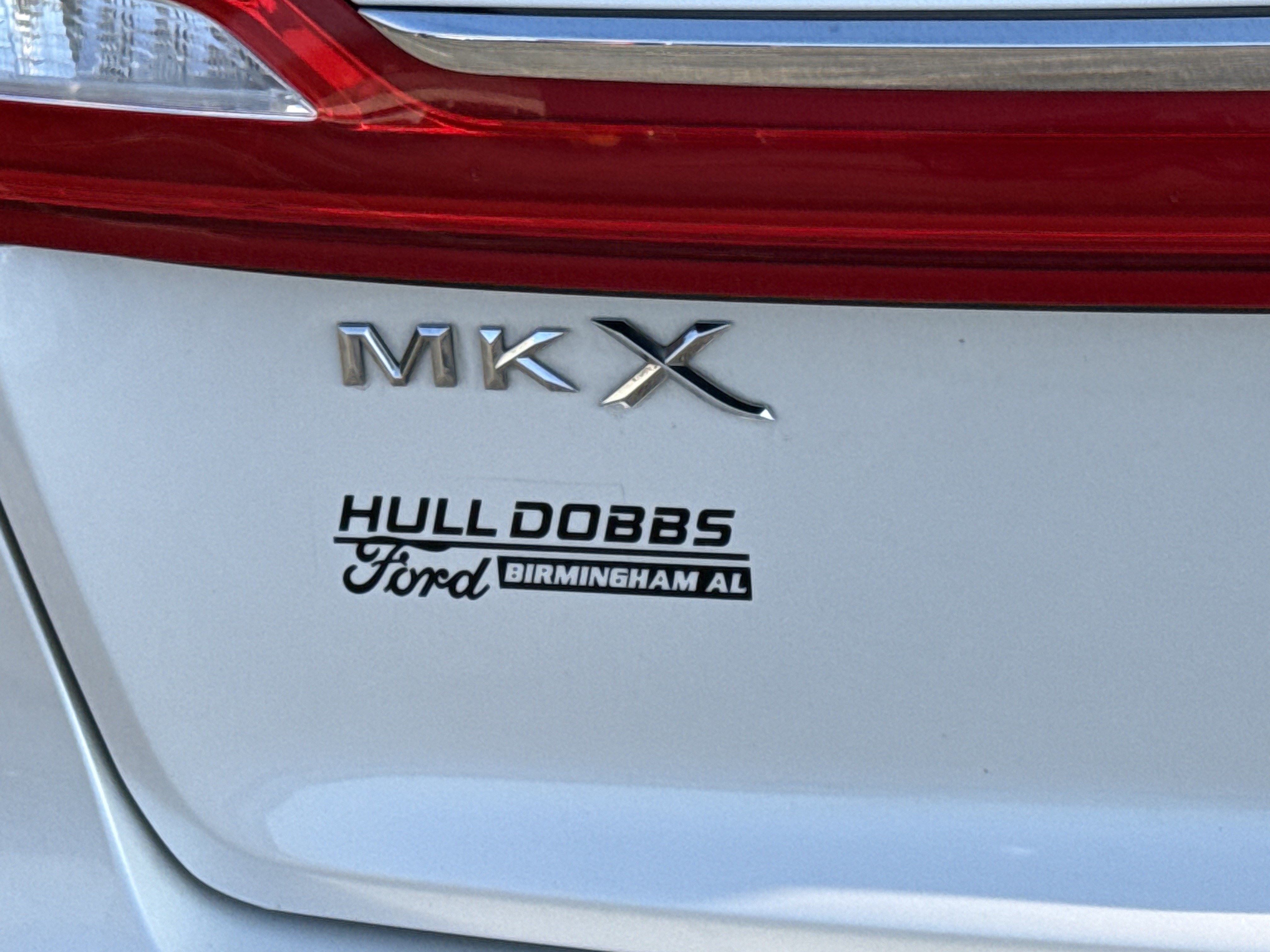 Used 2018 Lincoln MKX Reserve FWD image 9