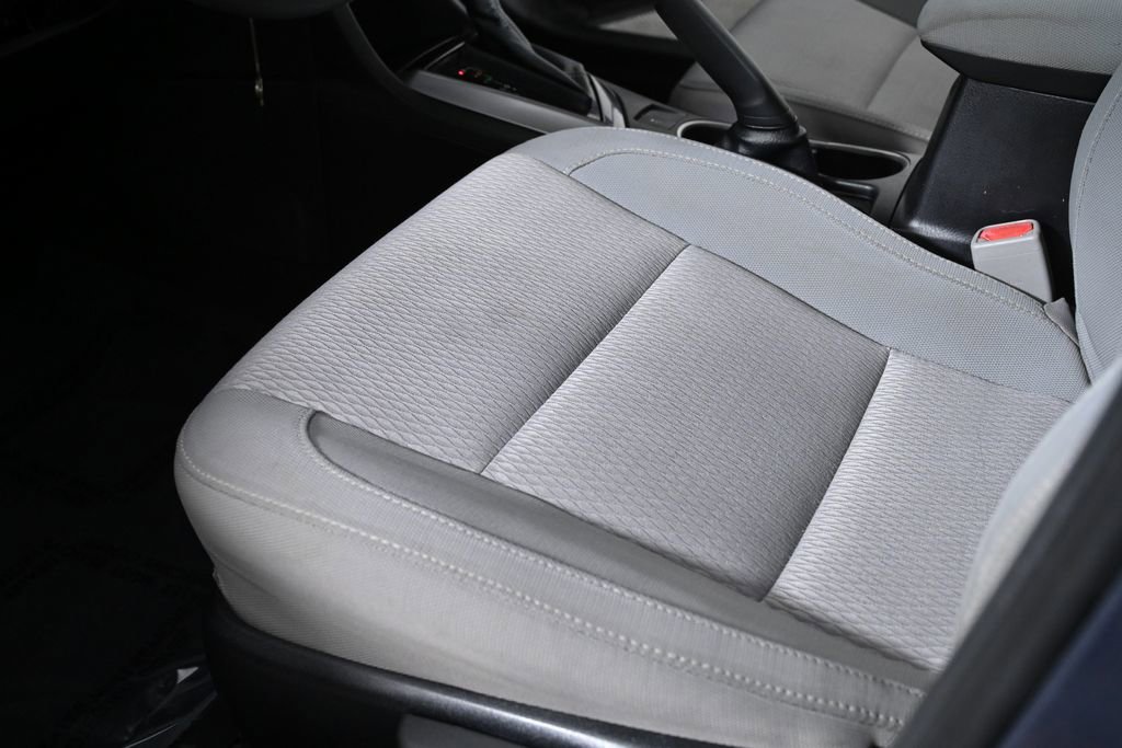 Used 2014 Toyota Corolla LE image 22