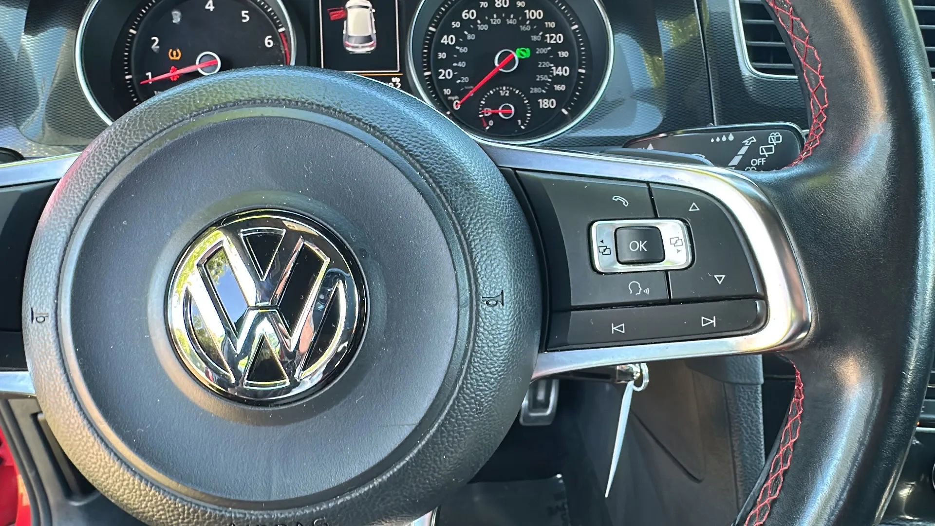Used 2015 Volkswagen GTI S FWD image 34