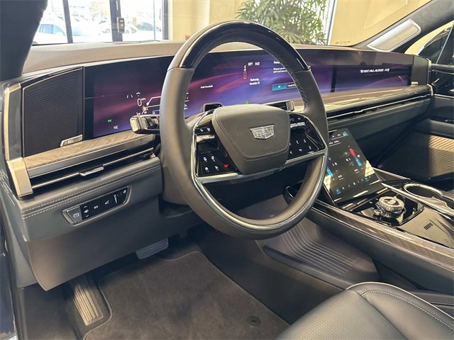 New 2026 Cadillac Escalade IQ Luxury 2 image 19