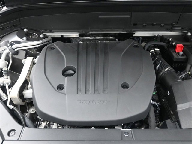Used 2024 Volvo XC90 B5 Plus image 32