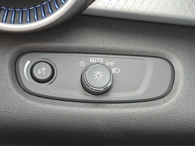 New 2026 Chevrolet Trax LS w/ LS Convenience Package image 11