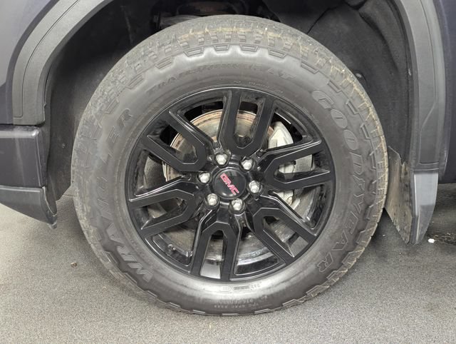 Used 2024 GMC Sierra 1500 Elevation w/ Elevation Premium Package AWD/4WD image 7
